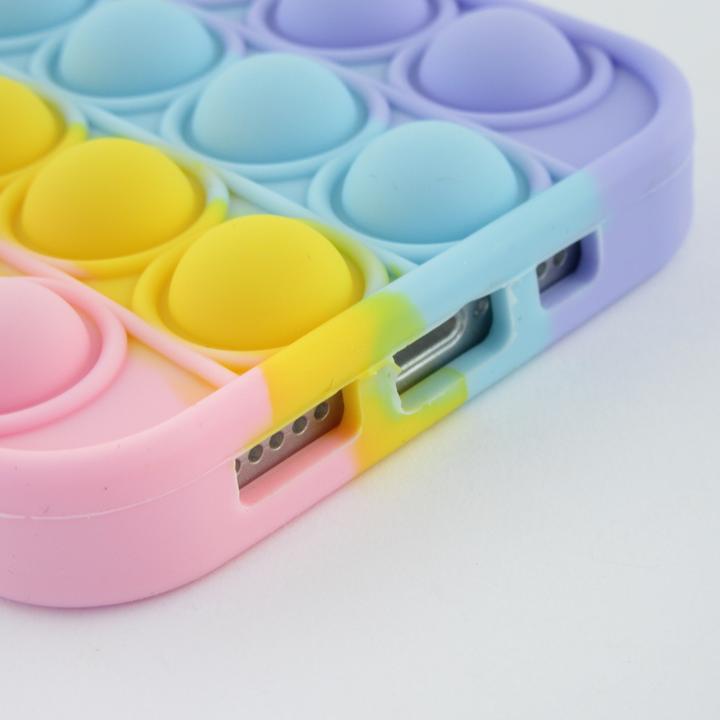 Image du produit PhoneLook Coque Silicone jeu éclate bulles anti-stress arc-en-ciel (Apple iPhone 12 Pro Max)