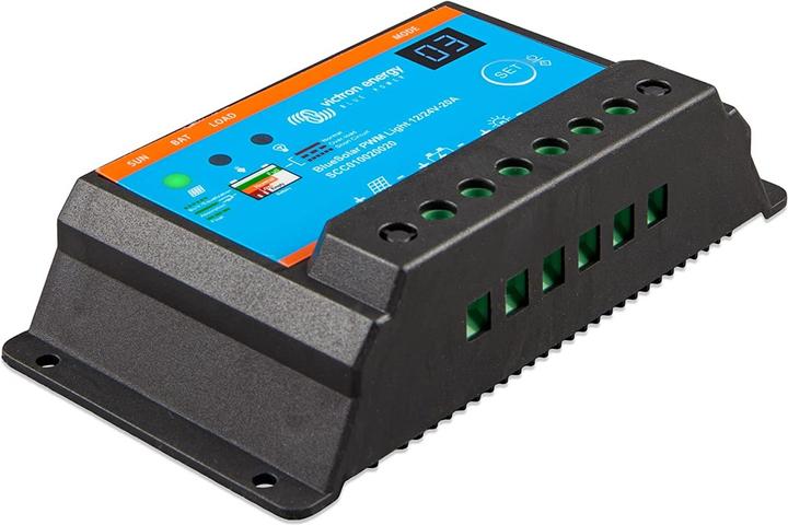 Immagine prodotto Victron Energy BlueSolar PWM-Light 12V 24V 5A Regolatore di carica solare