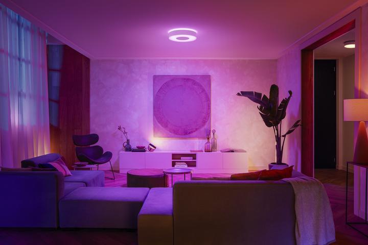 Produktbild Philips Hue White & Color Ambiance Infuse (2400 lm)