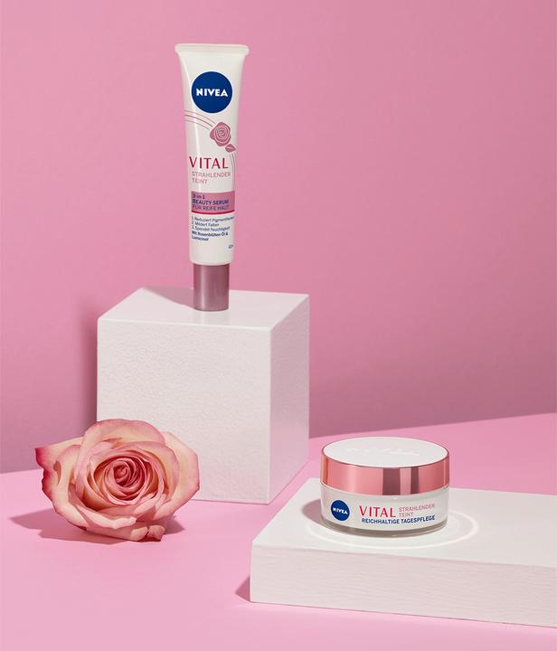 Produktbild NIVEA Vital Anti-Age Tagespflege strahlender Teint Topf 50 ml (50 ml, Tagescreme)