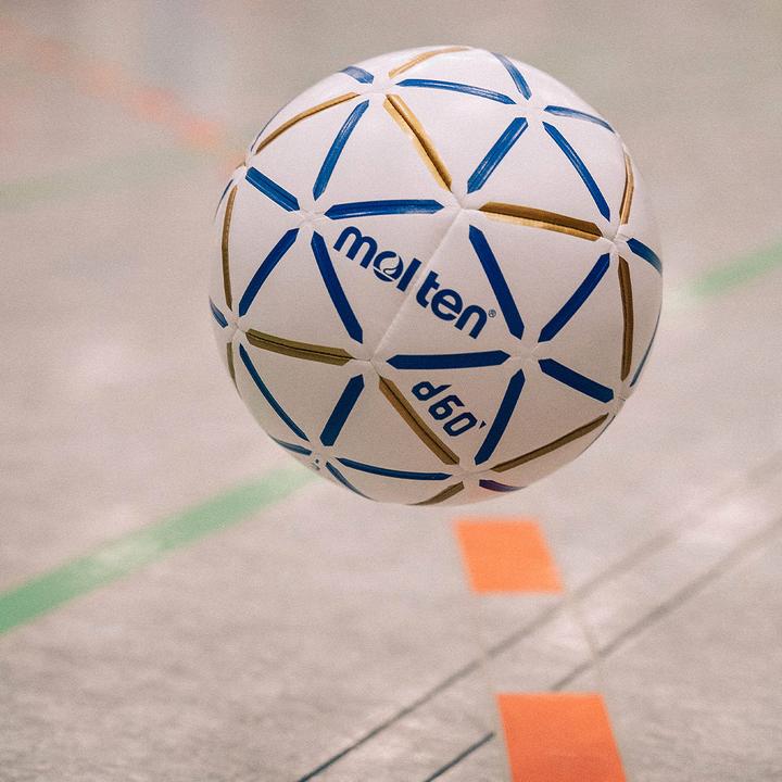 Actual product image Molten H1D4000-BW Handball d60 (1)
