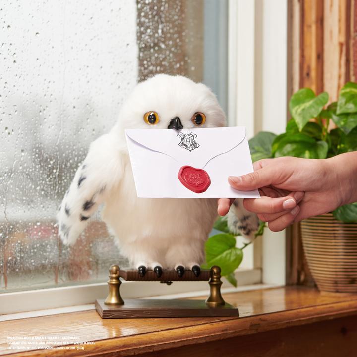 Actual product image Spin Master Enchanting Hedwig (30 cm)