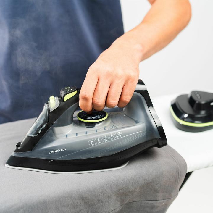 Produktbild InnovaGoods Stiron 2400 (2400 W, 30 g/min)