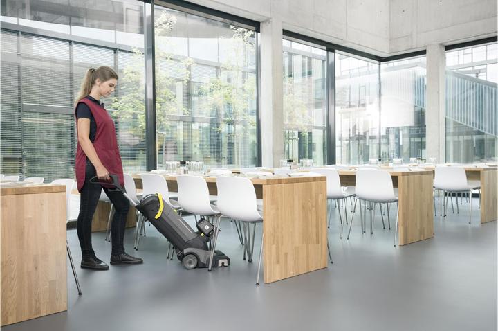 Produktbild Kärcher Professional BR 30/4 C Bp