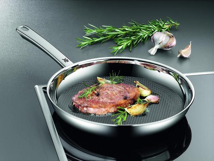 Actual product image WMF Professional Resist (24 cm, Frying pan, Aluminium, Stainless steel)