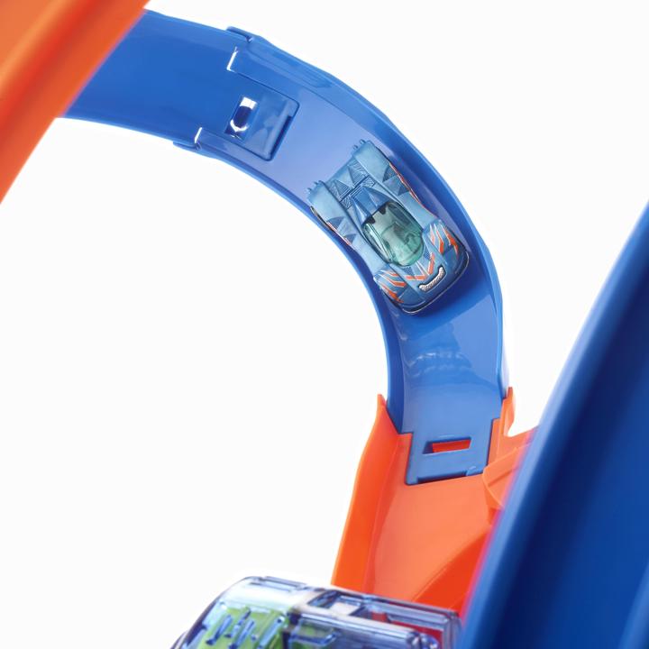 Produktbild Hot Wheels Korkenzieher-Crash Trackset