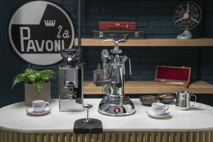 Produktbild La Pavoni LPLMLN01EU Kaffeemaschine mit Hebel, Stainless Steel