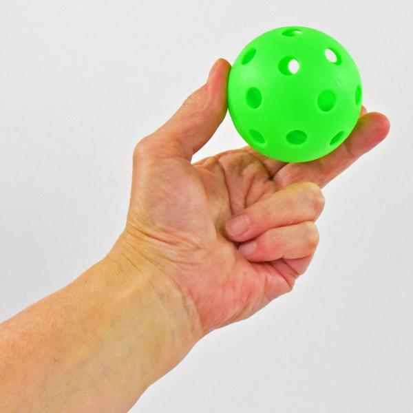 Produktbild Kögler Pickle Ball Set, mit 2 Schlägern und 2 Bällen, 41x