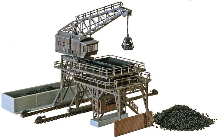 Image du produit Faller Modèle très réaliste, complet avec soute à charbon, soute surélevée (190 mm) et grue à portique (art
