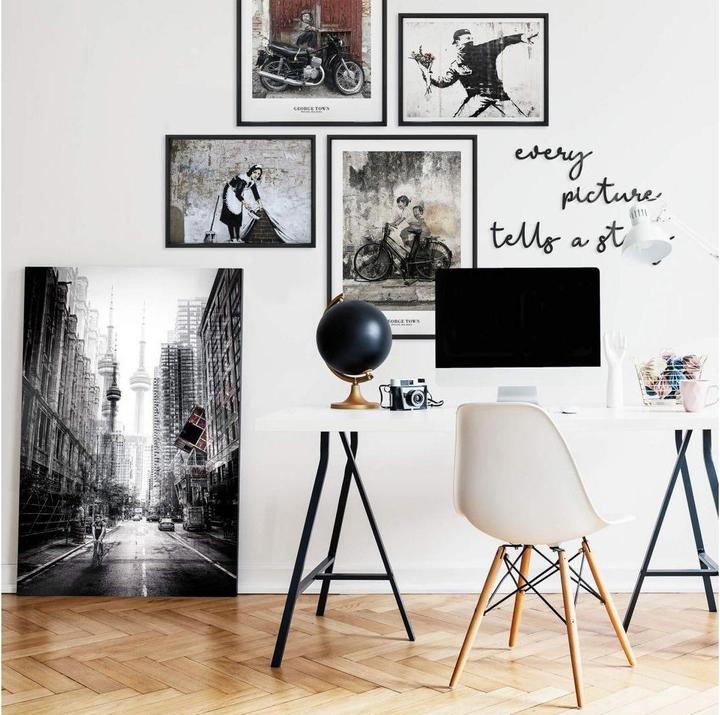 Produktbild Trenddeko Poster Banksy – Der Blumenwerfer 60 x 50 cm, Papier (60 x 50 cm)