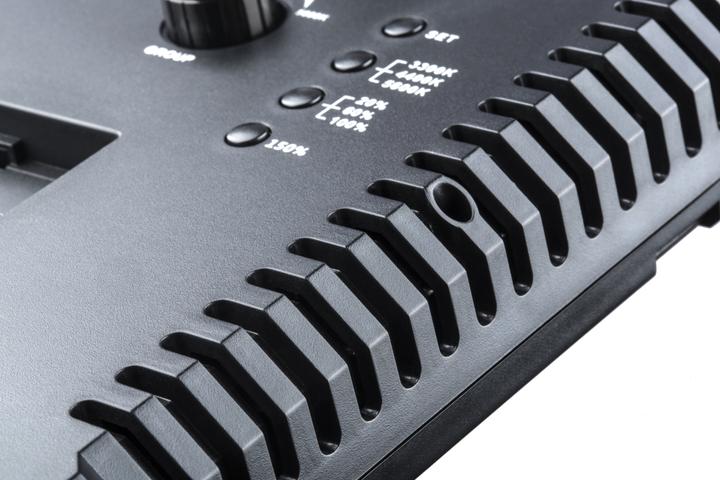 Actual product image Viltrox VL-D640T (Video light)