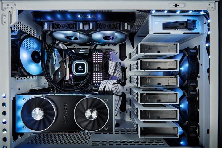 Produktbild Corsair Carbide 678C (ATX, mATX, Mini-ITX, E-ATX)