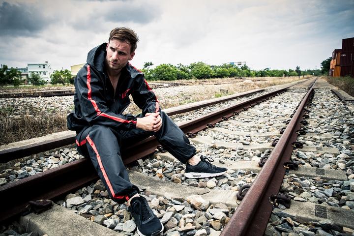 Actual product image UFC PRO Sauna Suit (S)