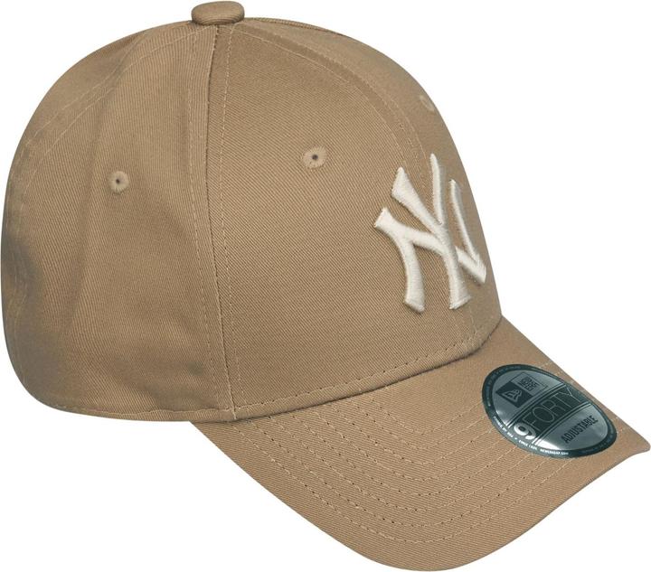 Actual product image New Era 9Forty Strapback Cap - New York Yankees khaki stone
