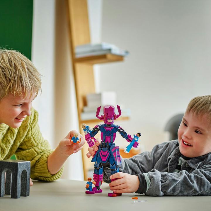 Image du produit LEGO Fantastic Four vs. Galactus Building Figure (76316, LEGO Marvel)