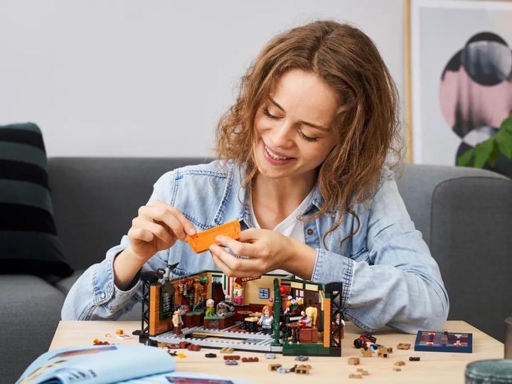 Produktbild LEGO Central Perk (21319, LEGO Ideas, LEGO Seltene Sets)