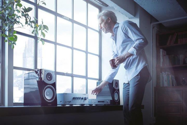 Actual product image Yamaha Np-S 303 (Network Audio Player)