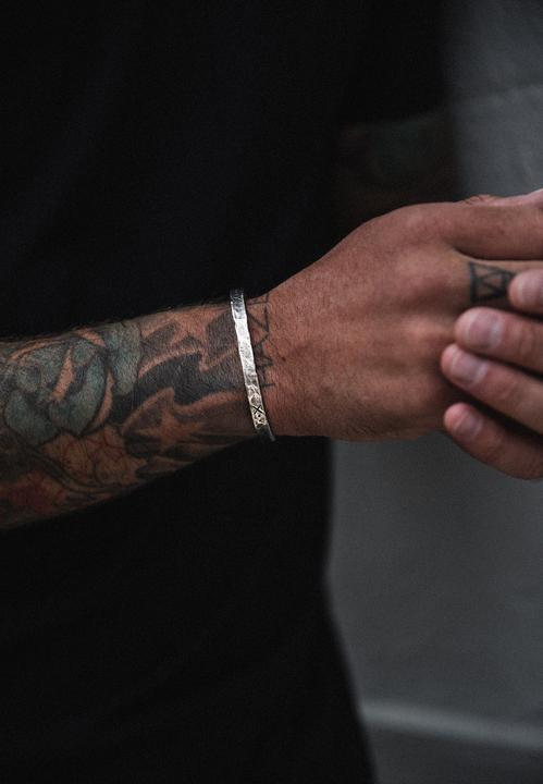 Image du produit Haze & Glory Armband Armreif - Salvation gehämmert 925 Silber (18 cm, Argent sterling 925)