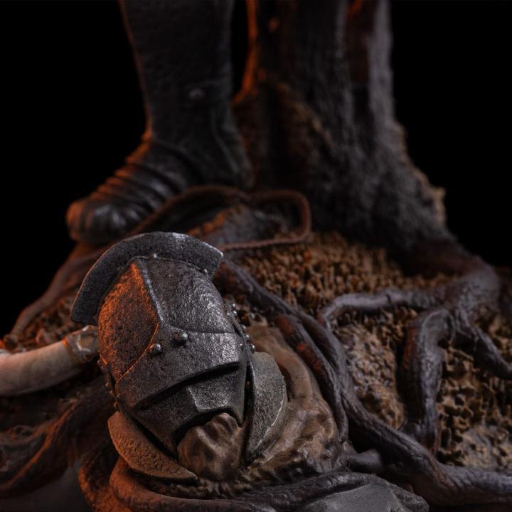 Produktbild Iron Studios Der Herr der Ringe Art Scale Statue 1/10 Lurtz, Uruk-Hai Leader 23 cm