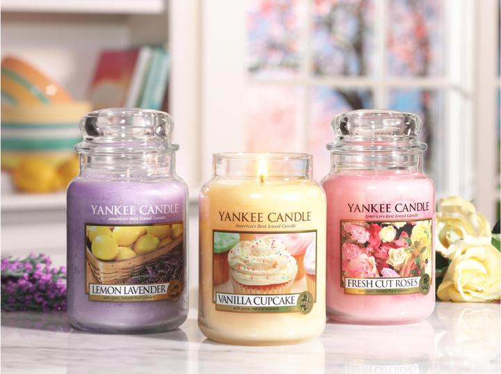 Produktbild Yankee Candle Vanilla Cupcake (623 g)
