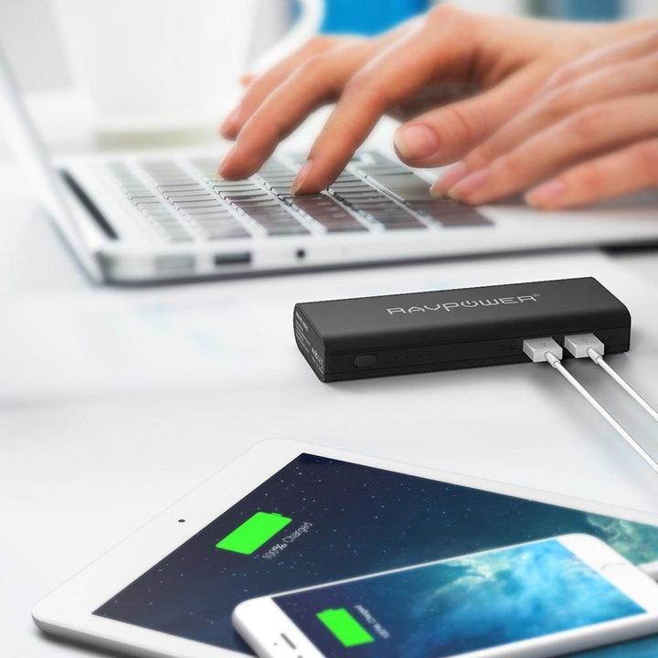 Image du produit RAVPower RP-PB07 Element Series Pile externe portable (10400 mAh, 38.48 Wh)