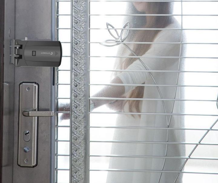 Actual product image eTiger ES-DLS01 Wireless security lock with remote control