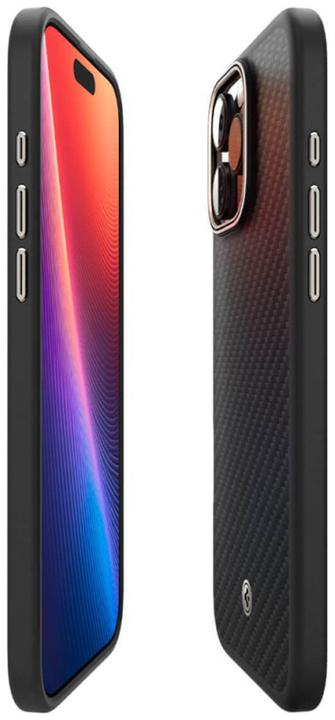 Actual product image Spigen Enzo Aramid Mag (Apple iPhone 16 Pro)