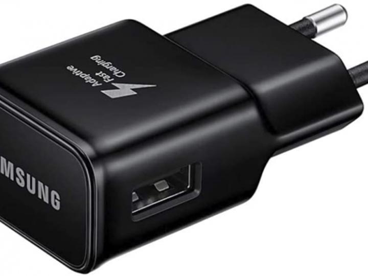 Produktbild Samsung EP-TA200EBE Fast Charger Set With EP-DR140ABE Cable (15 W)