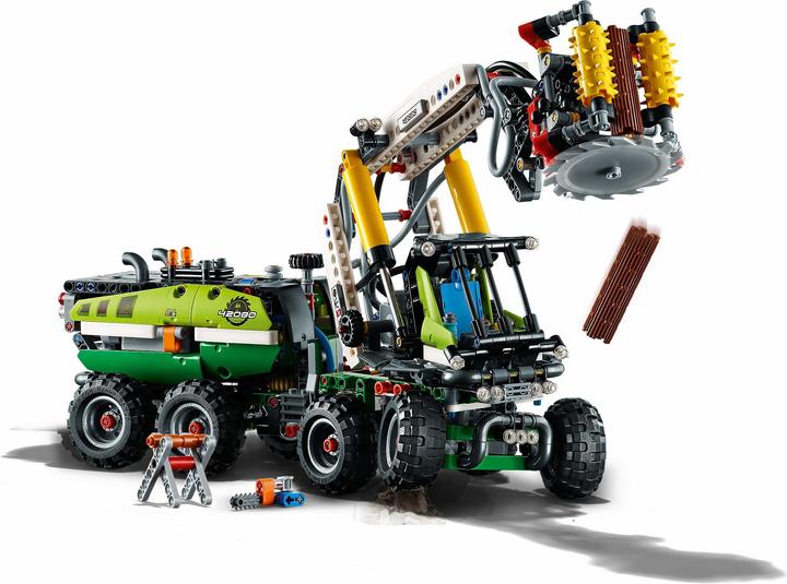 Actual product image LEGO Harvester Forest Machine (42080, LEGO Technic)