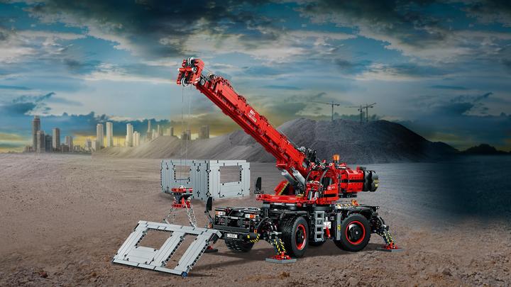 Produktbild LEGO Geländegängiger Kranwagen (42082, LEGO Technic)