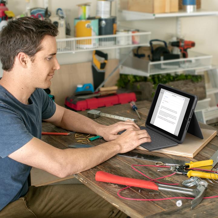 Actual product image Logitech Rugged Folio (FR, iPad 2020 (8. Gen), iPad 2021 (9th Gen), iPad 2019 (7th gene))