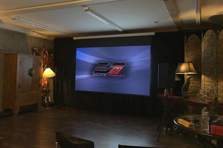 Actual product image Elite Screens Saker (200", 16:9)