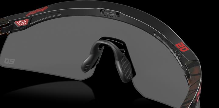 Actual product image Oakley Hydra
