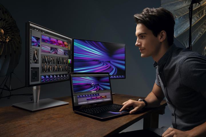 Image du produit ASUS ZenBook Pro 15 UX580GD-BN008T (15.60", Intel Core i7 8750H, 16 Go, 512 Go, CH)
