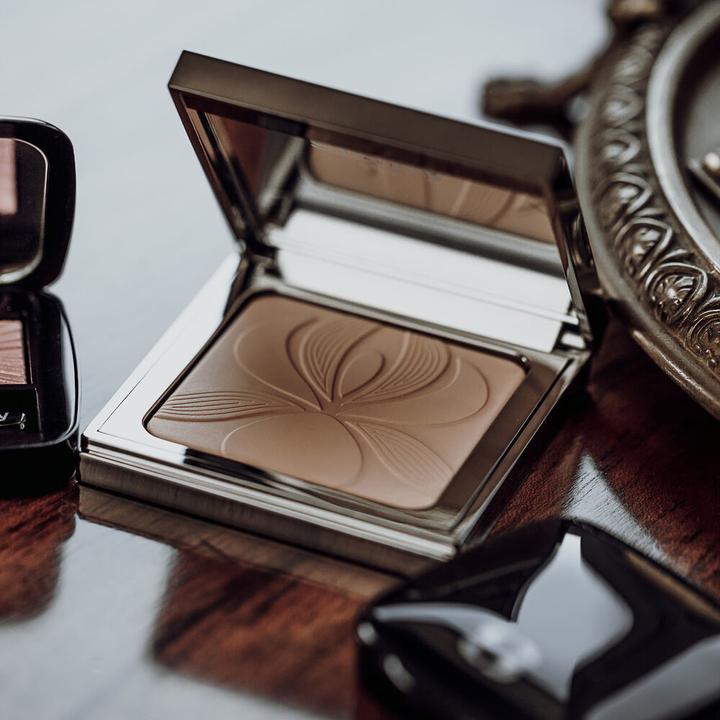 Actual product image Sisley Blur Expert (1 beige)