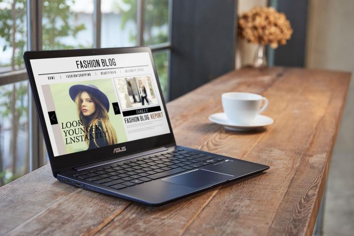 Produktbild ASUS ZenBook 13 UX331UN-EG068T (13.30", Intel Core i7-8550U, 16 GB, 256 GB, CH)