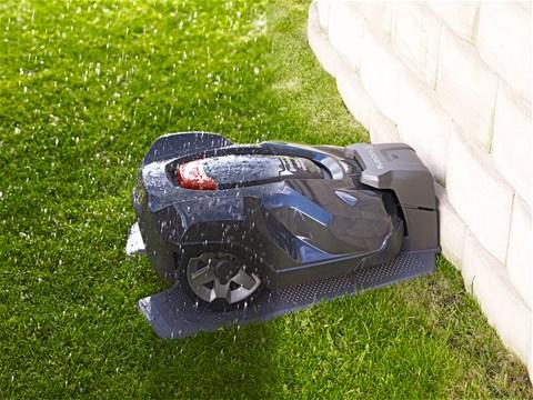 Actual product image Husqvarna Automower 330 X (3200 m²)
