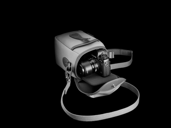 Immagine prodotto Billingham 72 (Borsa a tracolla per fotocamera, 1.38 l)