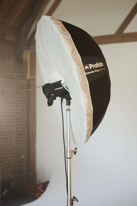 Produktbild Profoto Deep Silver XL (Schirm, 165 cm)