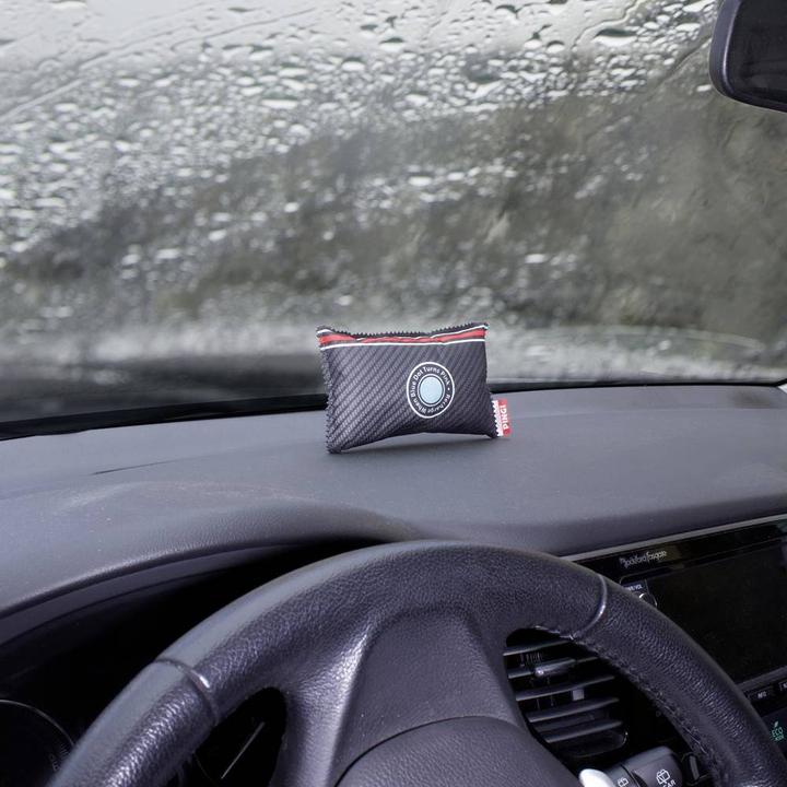 Produktbild Pingi Luftentfeuchter Carbon für alle Auto's, Wohnwagen, Camper etc. geeign