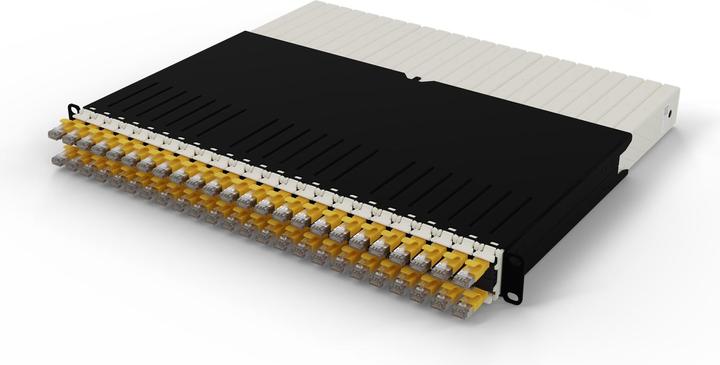 PATCHBOX one / 8RU / Cat 6A, STP, 0.8 m, Blanc
