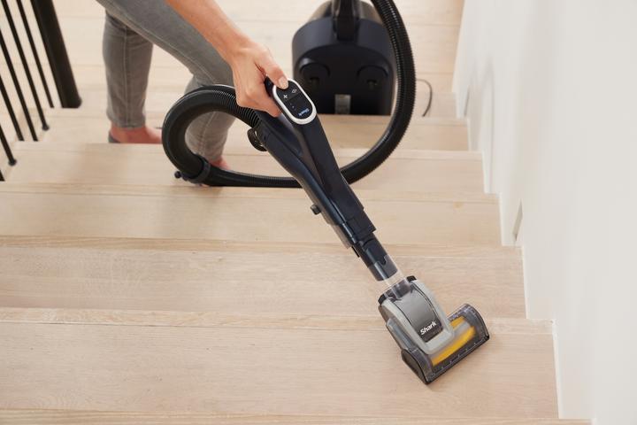 Actual product image Shark CZ250EUT Bagless Floor Vacuum Cleaner, Pet + AntiHair