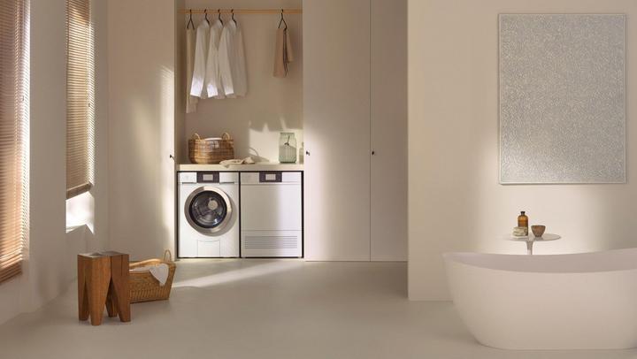 Actual product image V-Zug Washing machine AdoraWashing V2000 (8 kg, Left, CH plug)