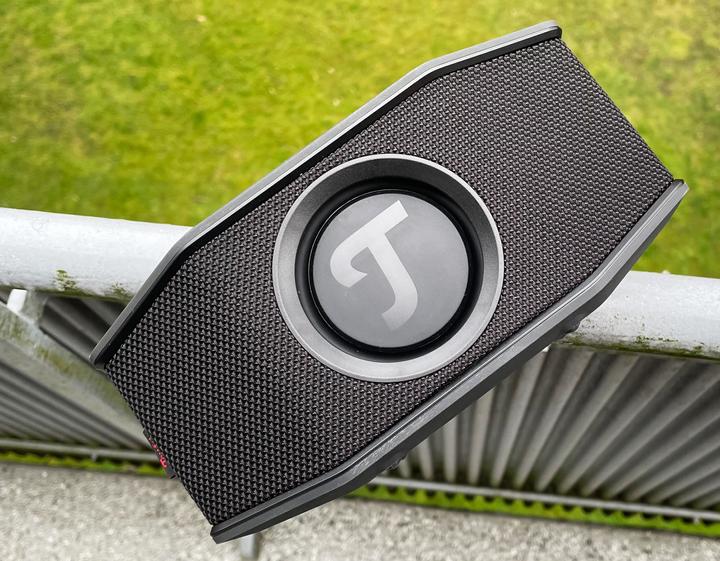 Actual product image Teufel Rockster Go 2 (28 h, Rechargeable battery operated, USB power delivery)