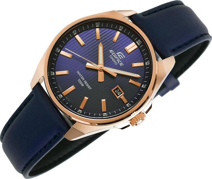 Actual product image Casio EFV-150CL-2AVUEF (Analogue wristwatch, 43 mm)