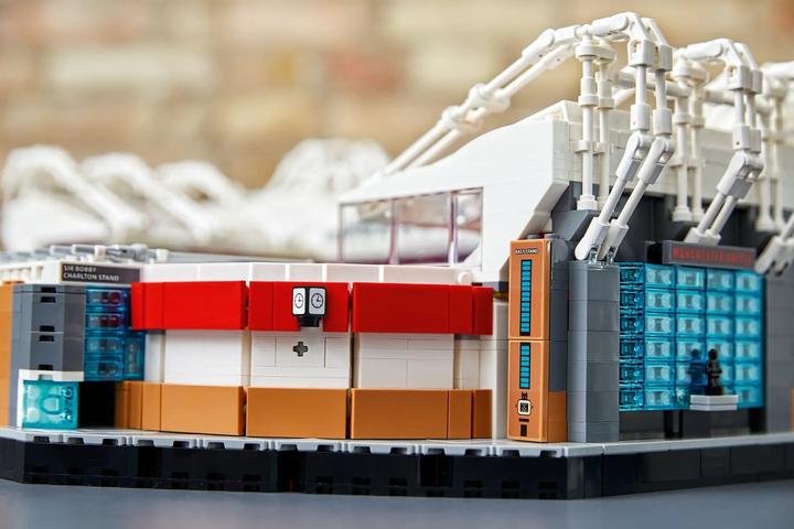 Produktbild LEGO Old Trafford - Manchester United (10272, LEGO Creator Expert, LEGO Seltene Sets)