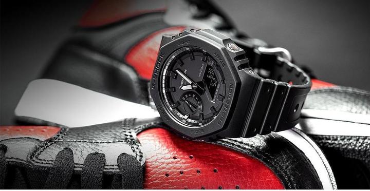Actual product image G-Shock GA-2100-1A1ER (Chronograph, 45 mm)