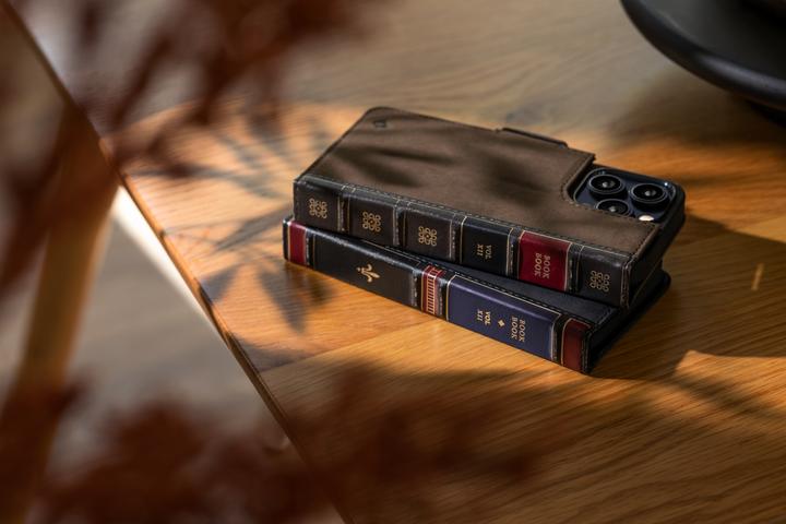 Actual product image TwelveSouth BookBook (Apple iPhone 15 Pro)