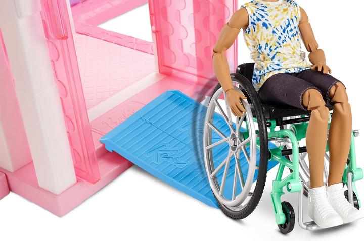 Actual product image Barbie Doll and Accessory #167