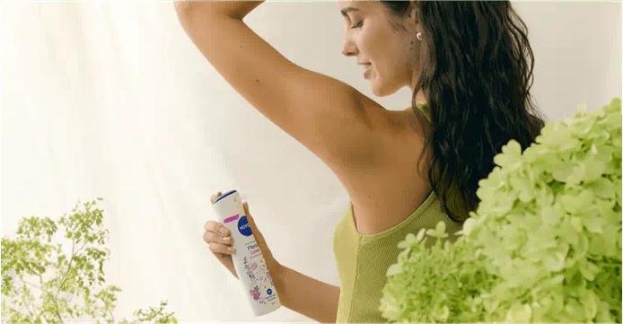 Produktbild NIVEA Floral Love (Spray, 150 ml)